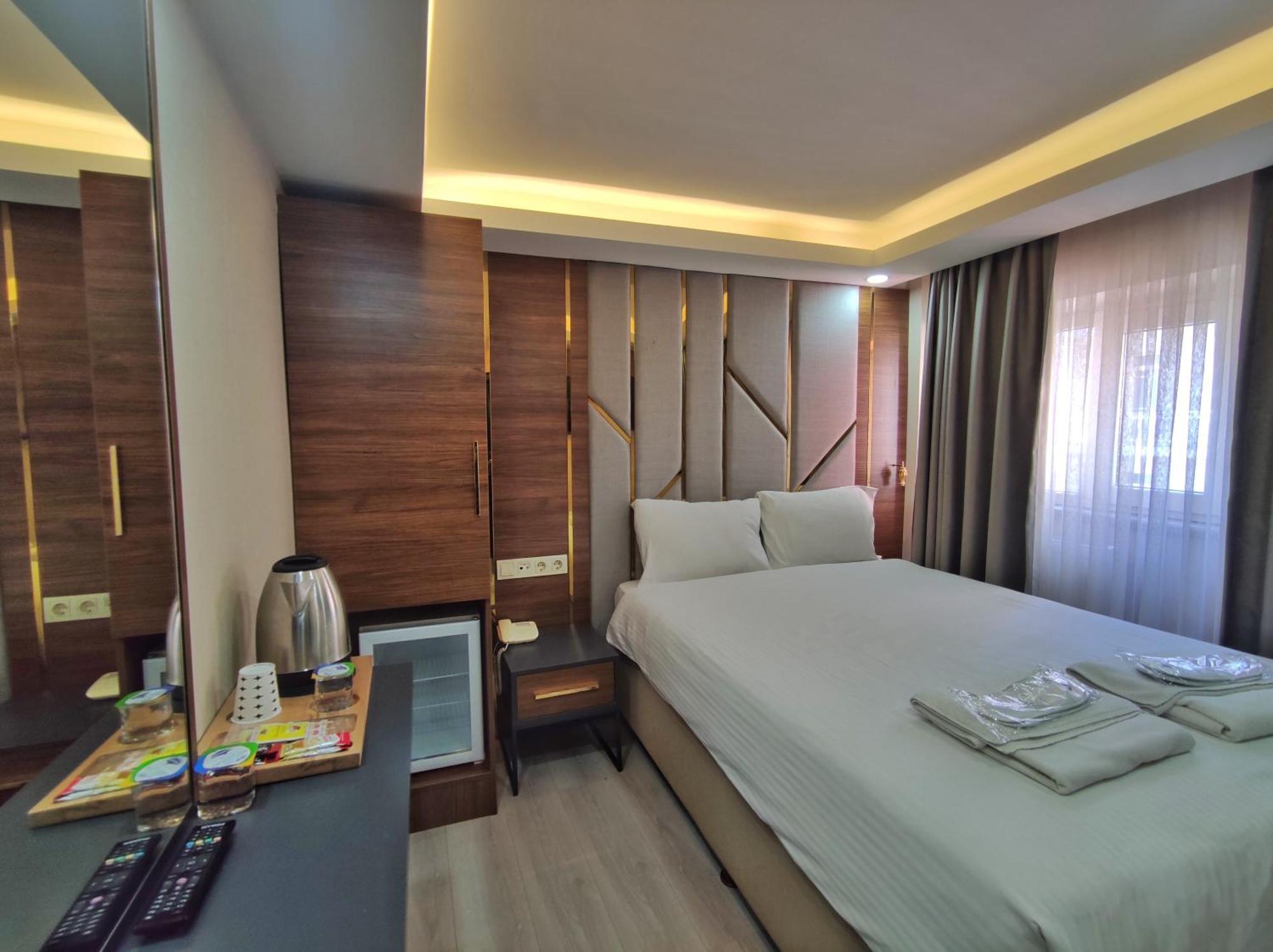 The Golden Pera'S Hotel & Spa Istanbul Exterior photo